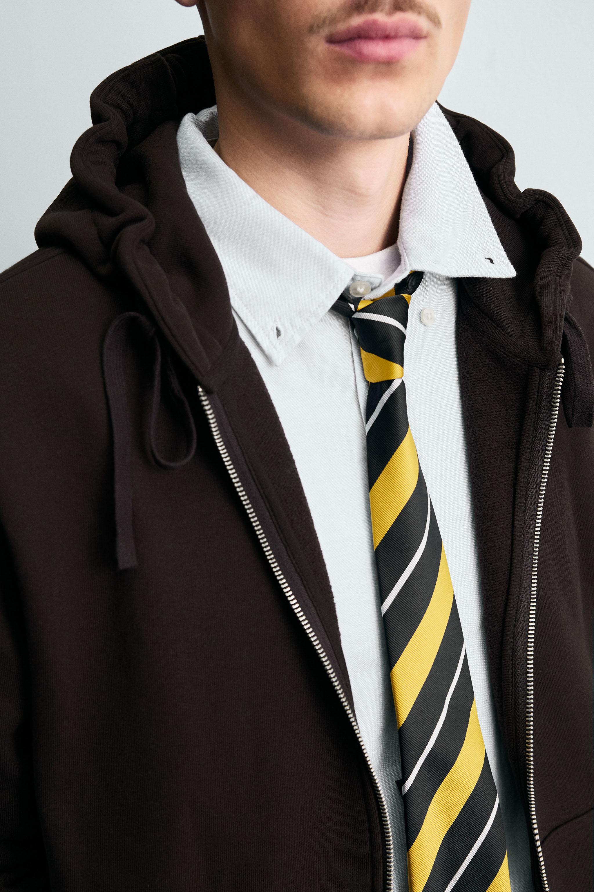 CRAVATE 100% SOIE À RAYURES